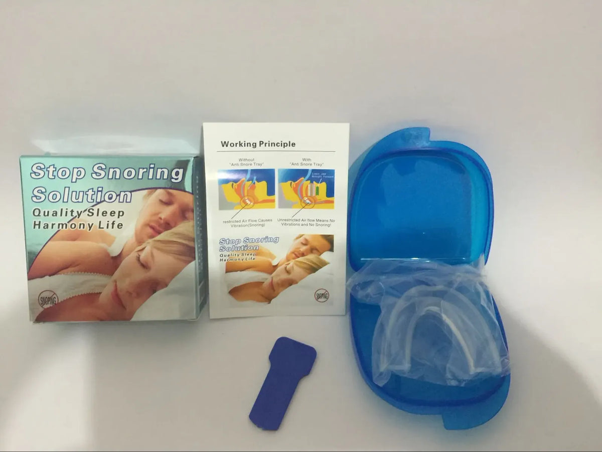 Kit completo del protector antironquidos con caja, instrucciones y estuche azul
