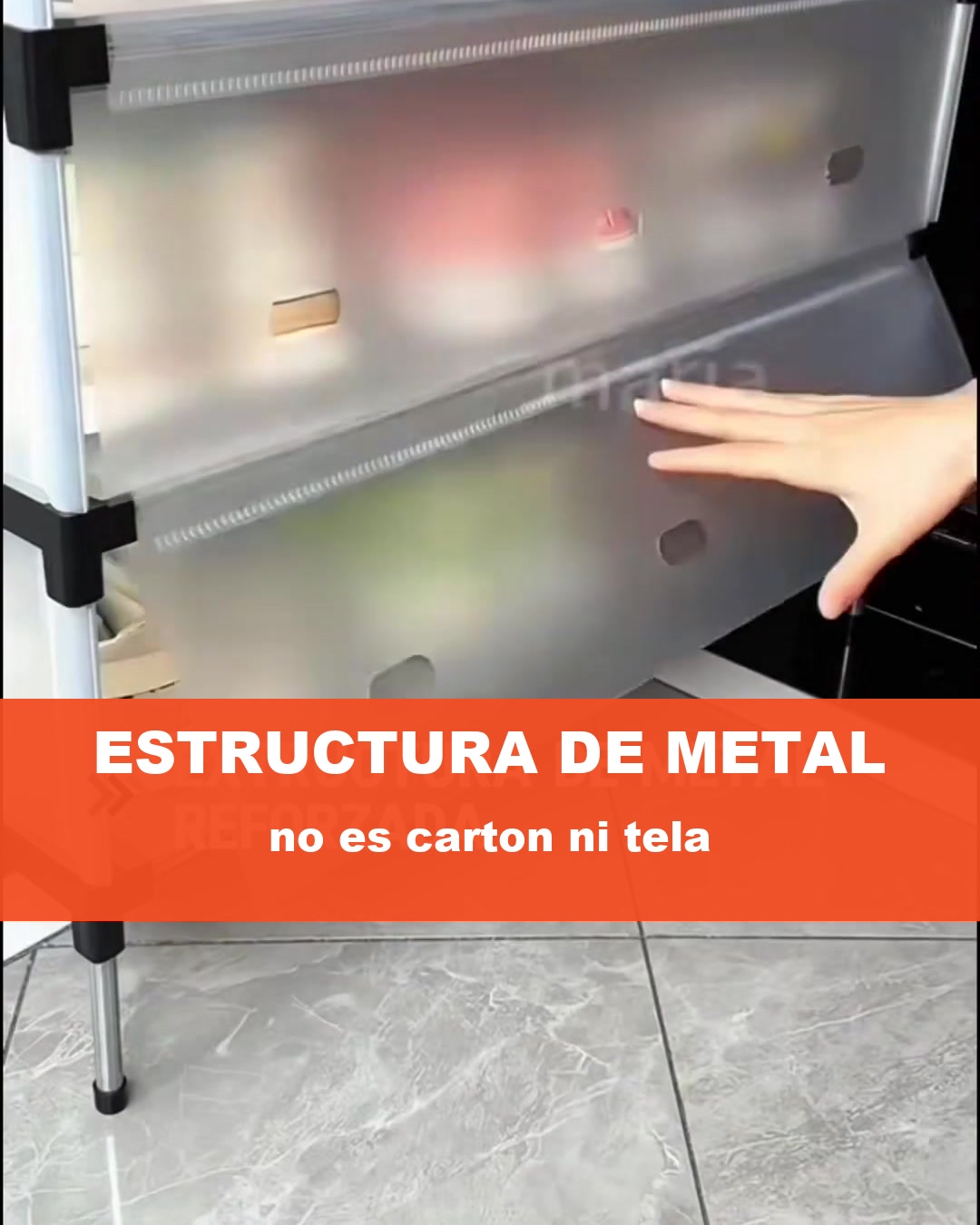 Estructura de metal reforzado y tapa transparente abatible